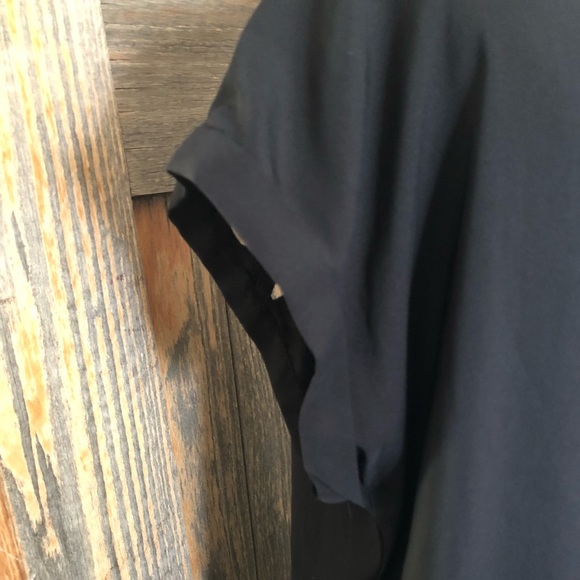 Women’s Top /Blouse - Picture 3 of 5